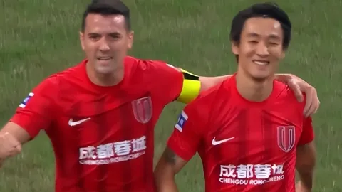 “联赛被视为维持竞技水平最佳选择，长期集中训练问题多过优势”